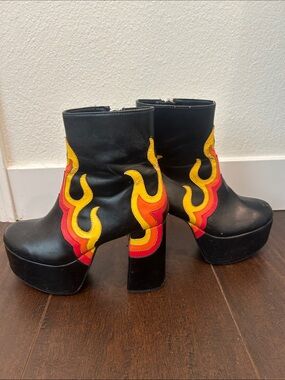 Current Mood Burner Boots